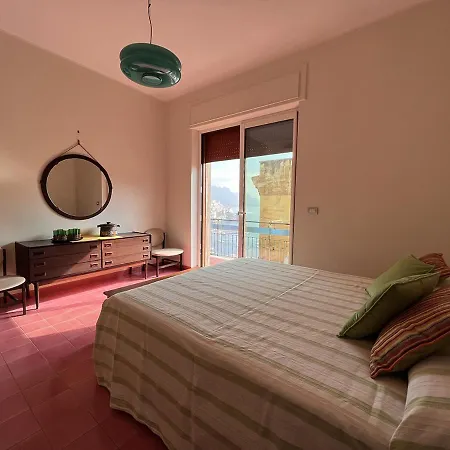 Apartment Panoramico A Due Passi Dal Mare *